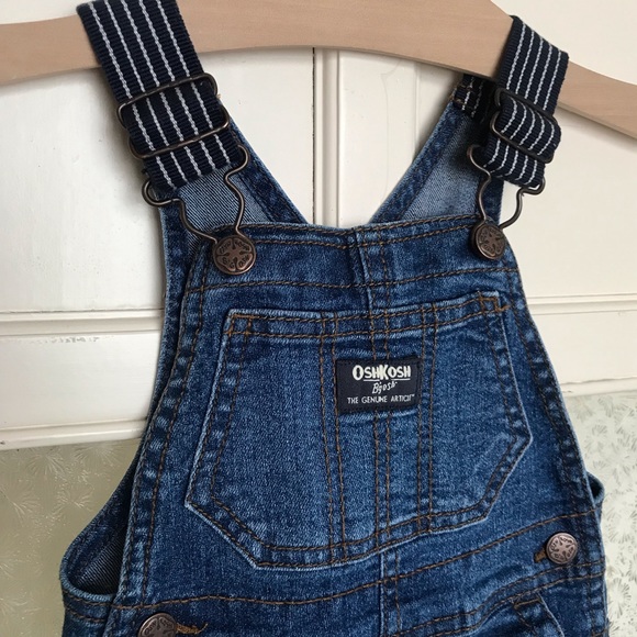 OshKosh B'Gosh - Picture 3 of 16